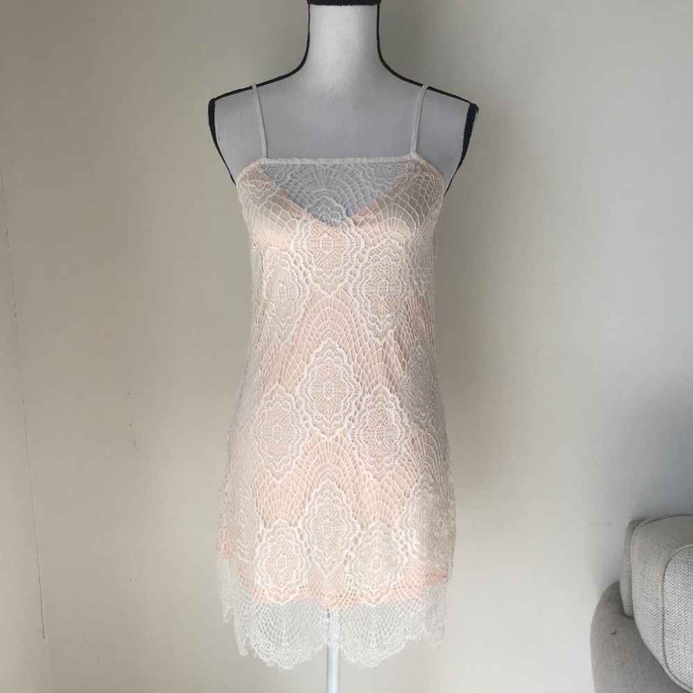 Missguided White Lace Midi Dress